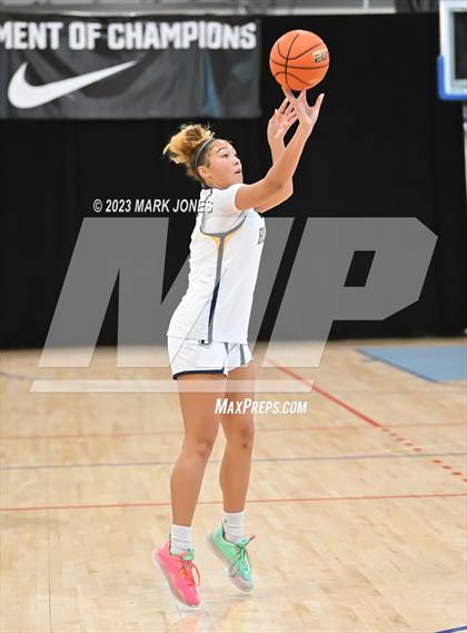 Thumbnail 2 in Bullis vs. Windward (Nike Tournament of Champions) photogallery.