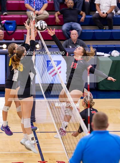 Thumbnail 1 in Santa Fe Christian vs. Patrick Henry (CIF SDS Division 2 Championships) photogallery.