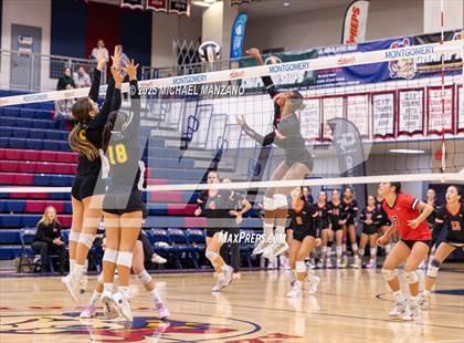 Thumbnail 1 in Santa Fe Christian vs. Patrick Henry (CIF SDS Division 2 Championships) photogallery.