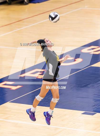 Thumbnail 2 in Santa Fe Christian vs. Patrick Henry (CIF SDS Division 2 Championships) photogallery.