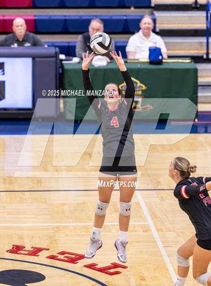 Thumbnail 2 in Santa Fe Christian vs. Patrick Henry (CIF SDS Division 2 Championships) photogallery.