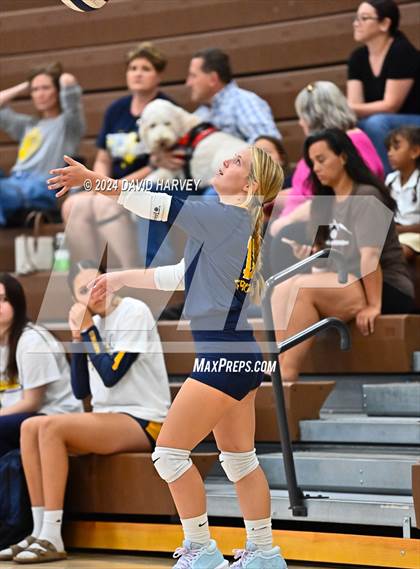 Thumbnail 2 in Frederick vs Thomas Jefferson photogallery.