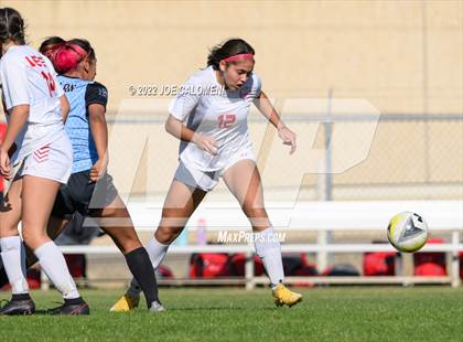 Thumbnail 2 in Lee Vs Harlan (NEISD Soccer Showcase) photogallery.