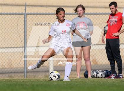 Thumbnail 2 in Lee Vs Harlan (NEISD Soccer Showcase) photogallery.