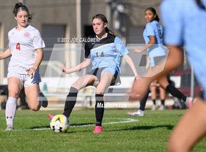 Thumbnail 2 in Lee Vs Harlan (NEISD Soccer Showcase) photogallery.