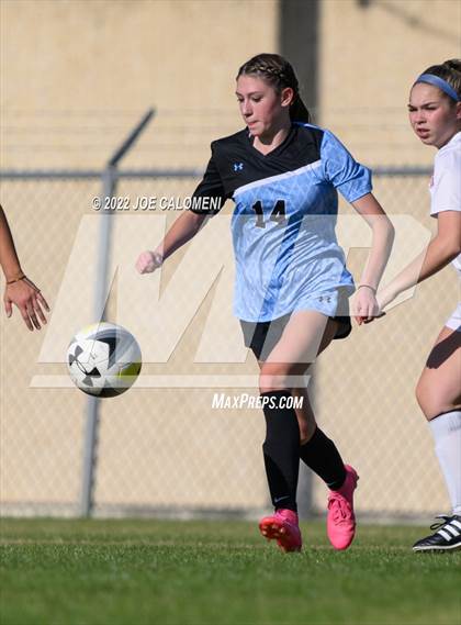 Thumbnail 2 in Lee Vs Harlan (NEISD Soccer Showcase) photogallery.