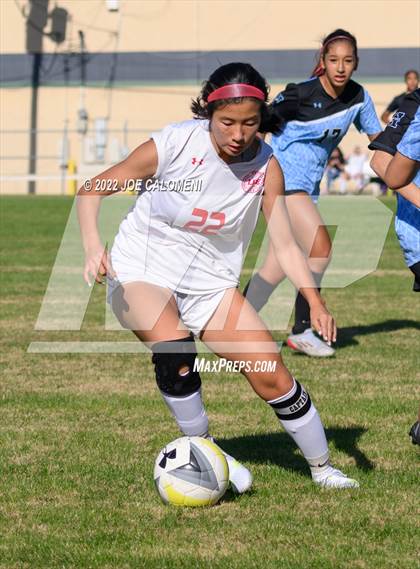 Thumbnail 1 in Lee Vs Harlan (NEISD Soccer Showcase) photogallery.