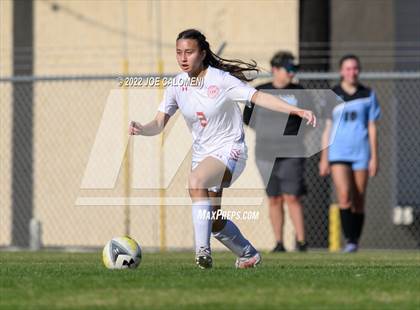 Thumbnail 1 in Lee Vs Harlan (NEISD Soccer Showcase) photogallery.