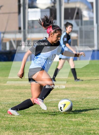 Thumbnail 1 in Lee Vs Harlan (NEISD Soccer Showcase) photogallery.