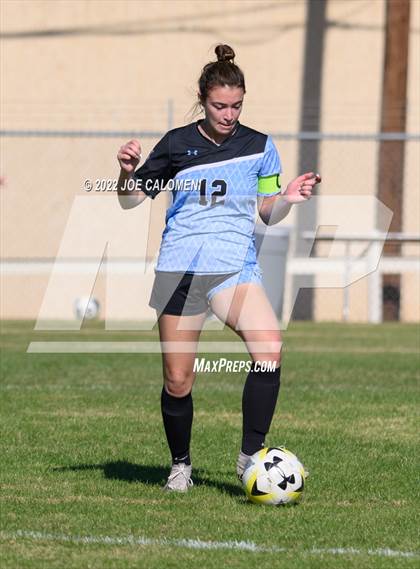 Thumbnail 2 in Lee Vs Harlan (NEISD Soccer Showcase) photogallery.