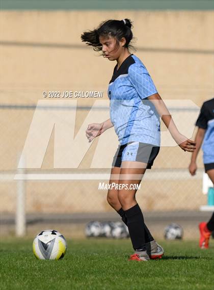 Thumbnail 2 in Lee Vs Harlan (NEISD Soccer Showcase) photogallery.