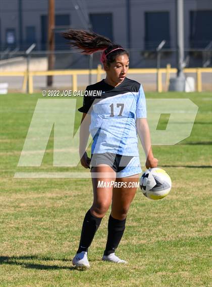 Thumbnail 3 in Lee Vs Harlan (NEISD Soccer Showcase) photogallery.