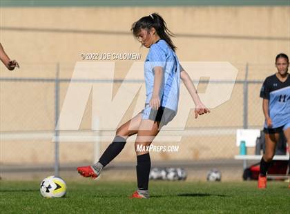 Thumbnail 3 in Lee Vs Harlan (NEISD Soccer Showcase) photogallery.