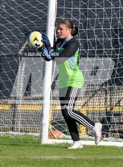 Thumbnail 2 in Lee Vs Harlan (NEISD Soccer Showcase) photogallery.