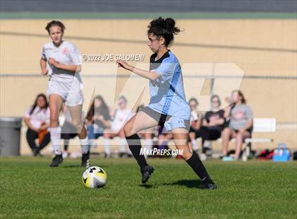 Thumbnail 1 in Lee Vs Harlan (NEISD Soccer Showcase) photogallery.