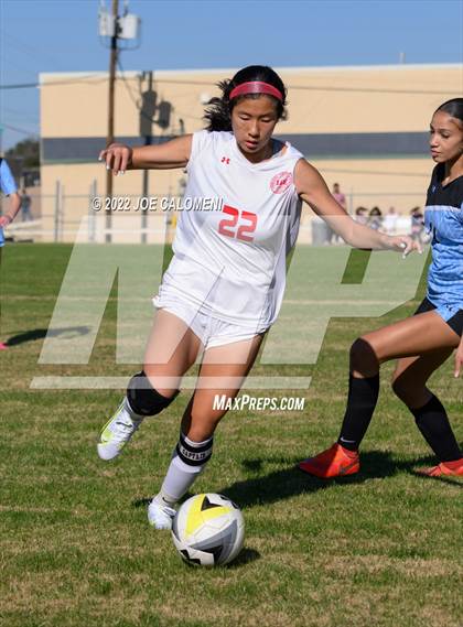 Thumbnail 3 in Lee Vs Harlan (NEISD Soccer Showcase) photogallery.