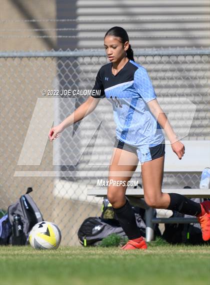 Thumbnail 2 in Lee Vs Harlan (NEISD Soccer Showcase) photogallery.