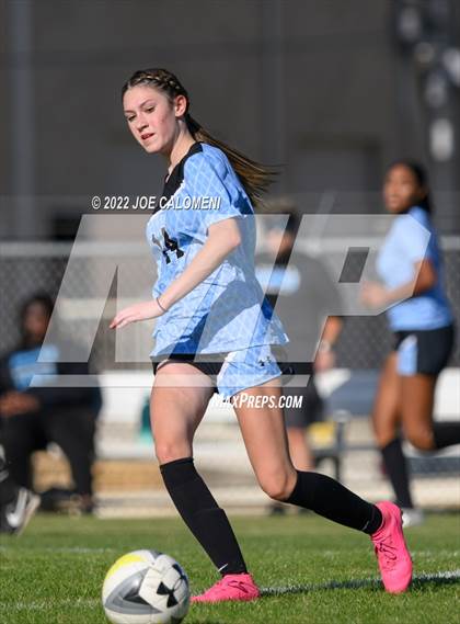 Thumbnail 2 in Lee Vs Harlan (NEISD Soccer Showcase) photogallery.