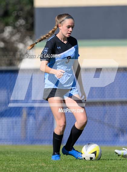 Thumbnail 1 in Lee Vs Harlan (NEISD Soccer Showcase) photogallery.