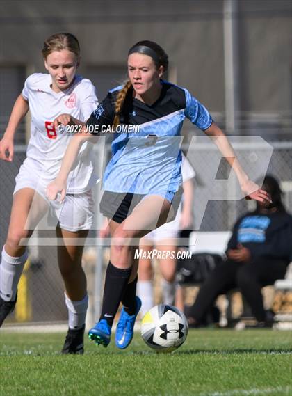 Thumbnail 2 in Lee Vs Harlan (NEISD Soccer Showcase) photogallery.