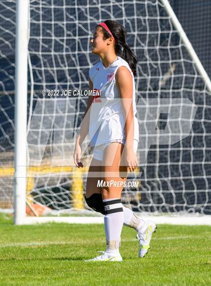 Thumbnail 3 in Lee Vs Harlan (NEISD Soccer Showcase) photogallery.
