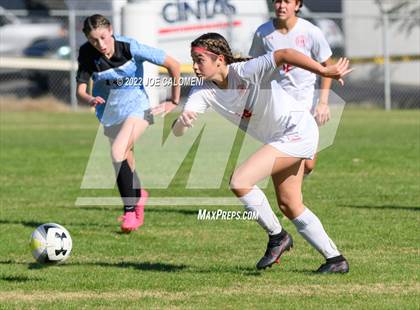 Thumbnail 2 in Lee Vs Harlan (NEISD Soccer Showcase) photogallery.