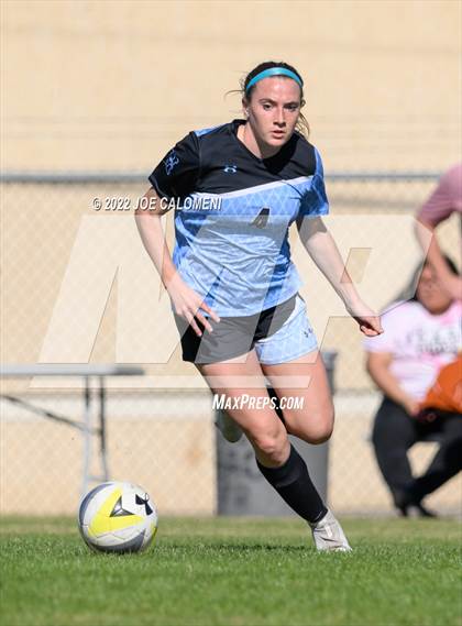 Thumbnail 2 in Lee Vs Harlan (NEISD Soccer Showcase) photogallery.