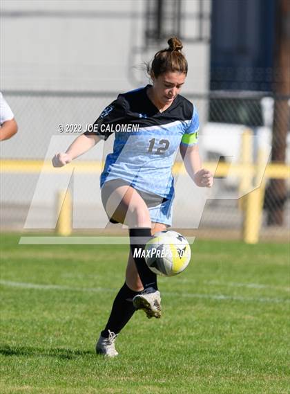 Thumbnail 1 in Lee Vs Harlan (NEISD Soccer Showcase) photogallery.