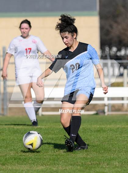 Thumbnail 2 in Lee Vs Harlan (NEISD Soccer Showcase) photogallery.