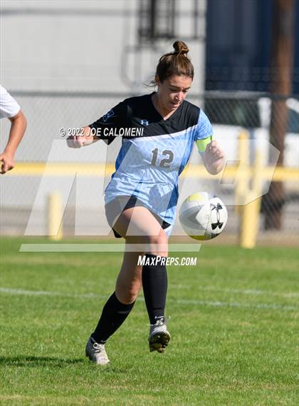 Thumbnail 2 in Lee Vs Harlan (NEISD Soccer Showcase) photogallery.