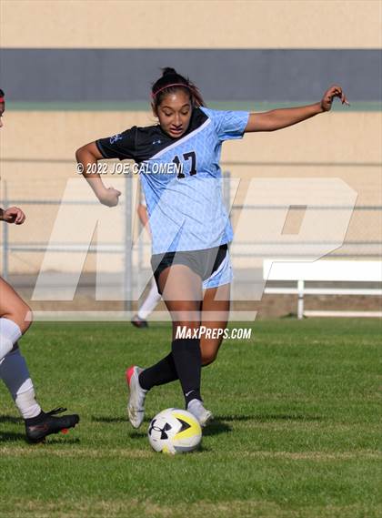 Thumbnail 3 in Lee Vs Harlan (NEISD Soccer Showcase) photogallery.