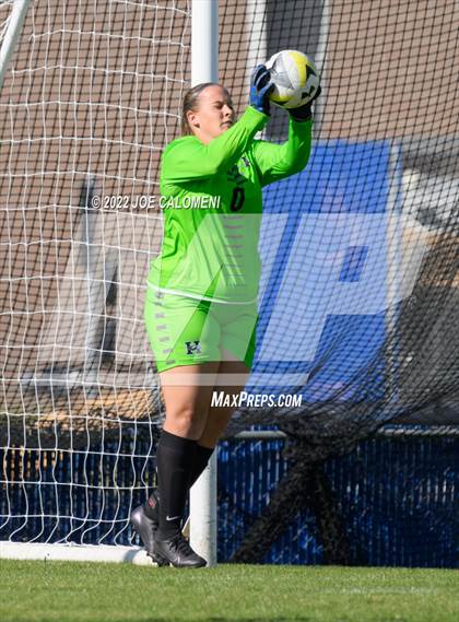 Thumbnail 3 in Lee Vs Harlan (NEISD Soccer Showcase) photogallery.