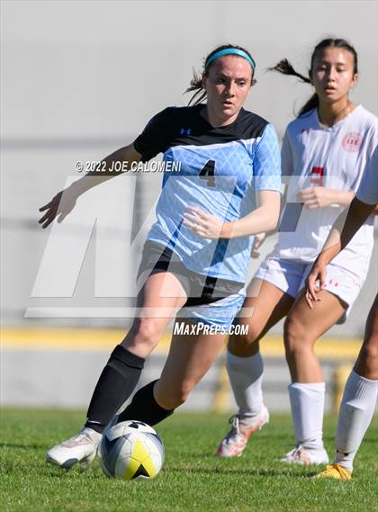 Thumbnail 1 in Lee Vs Harlan (NEISD Soccer Showcase) photogallery.