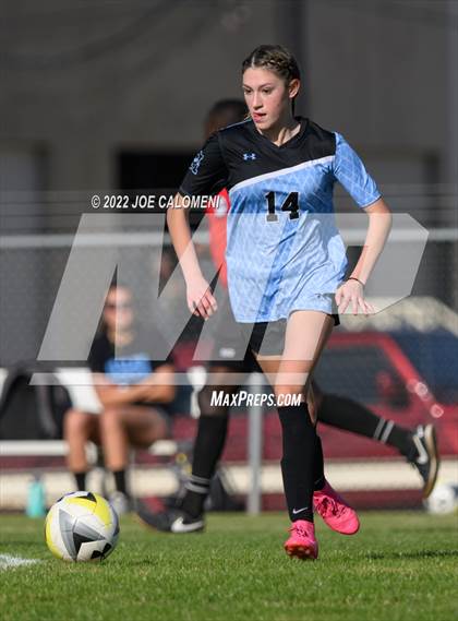 Thumbnail 1 in Lee Vs Harlan (NEISD Soccer Showcase) photogallery.
