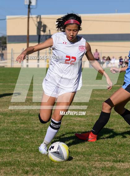 Thumbnail 2 in Lee Vs Harlan (NEISD Soccer Showcase) photogallery.