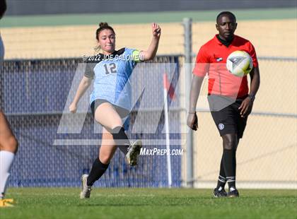 Thumbnail 3 in Lee Vs Harlan (NEISD Soccer Showcase) photogallery.
