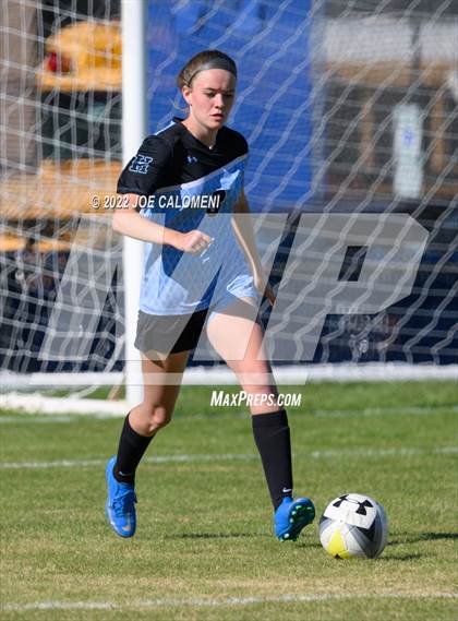 Thumbnail 3 in Lee Vs Harlan (NEISD Soccer Showcase) photogallery.