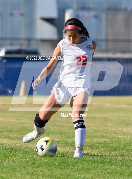 Thumbnail 2 in Lee Vs Harlan (NEISD Soccer Showcase) photogallery.