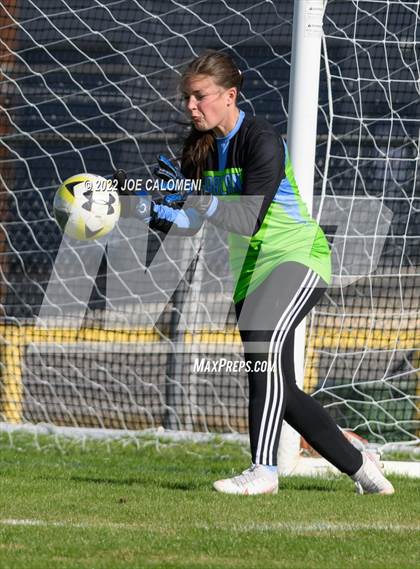Thumbnail 2 in Lee Vs Harlan (NEISD Soccer Showcase) photogallery.