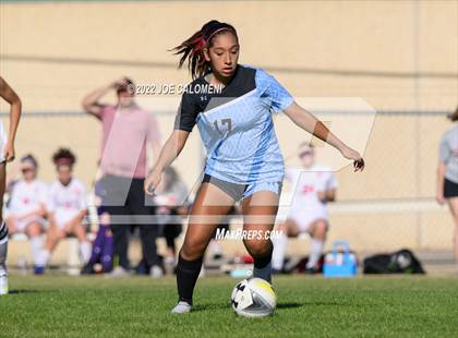 Thumbnail 3 in Lee Vs Harlan (NEISD Soccer Showcase) photogallery.