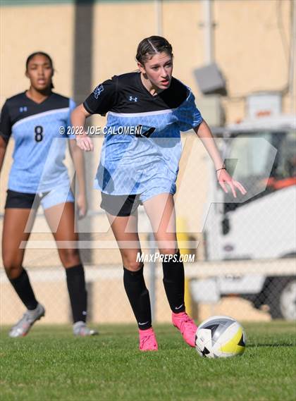 Thumbnail 3 in Lee Vs Harlan (NEISD Soccer Showcase) photogallery.