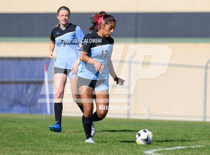 Thumbnail 1 in Lee Vs Harlan (NEISD Soccer Showcase) photogallery.