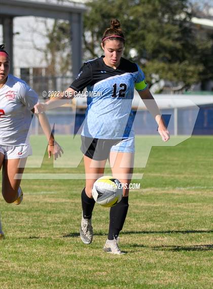 Thumbnail 2 in Lee Vs Harlan (NEISD Soccer Showcase) photogallery.
