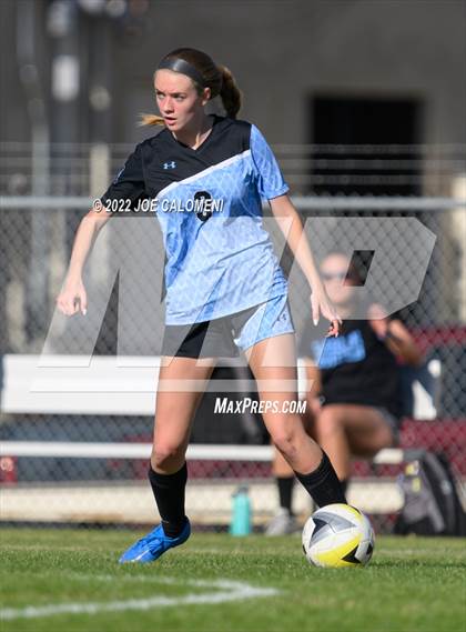 Thumbnail 1 in Lee Vs Harlan (NEISD Soccer Showcase) photogallery.