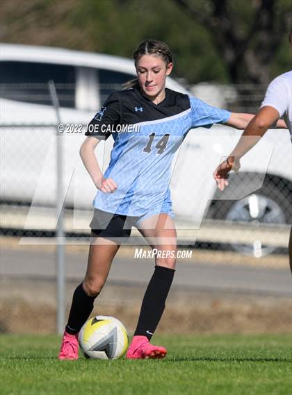 Thumbnail 2 in Lee Vs Harlan (NEISD Soccer Showcase) photogallery.