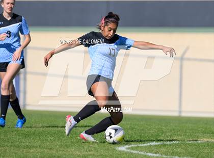 Thumbnail 3 in Lee Vs Harlan (NEISD Soccer Showcase) photogallery.