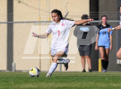 Thumbnail 2 in Lee Vs Harlan (NEISD Soccer Showcase) photogallery.