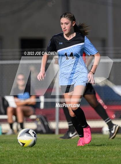 Thumbnail 3 in Lee Vs Harlan (NEISD Soccer Showcase) photogallery.