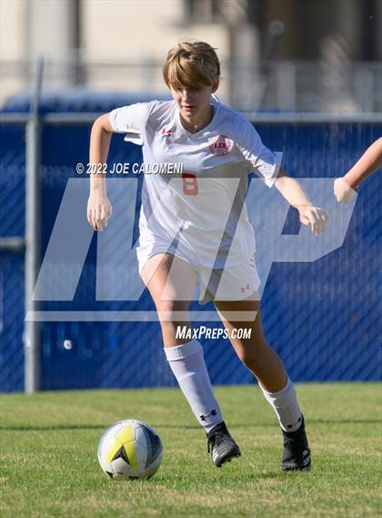 Thumbnail 3 in Lee Vs Harlan (NEISD Soccer Showcase) photogallery.