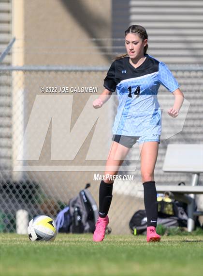 Thumbnail 3 in Lee Vs Harlan (NEISD Soccer Showcase) photogallery.